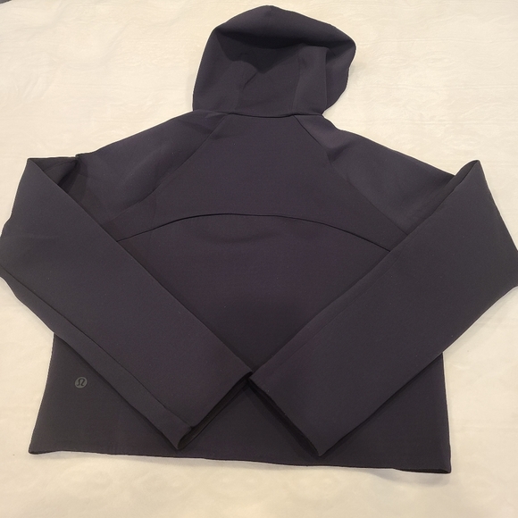 COPY - Lululemon cropped hoodie - Picture 4 of 8